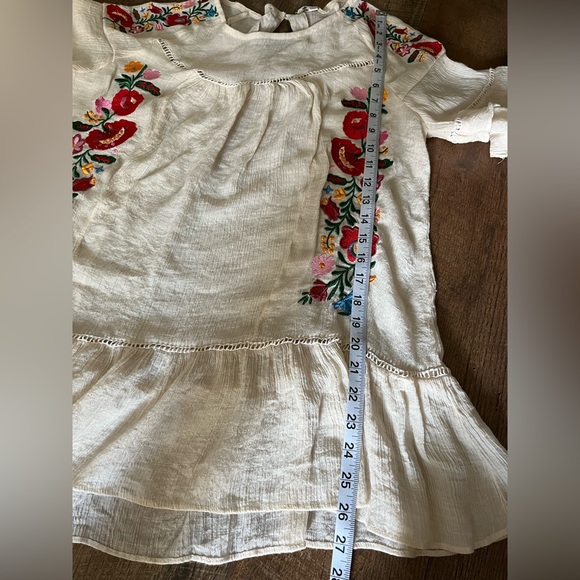 Umgee Cream Embroidered Flutter-Sleeve Peasant Top with Red Floral Accents - Picture 7 of 13